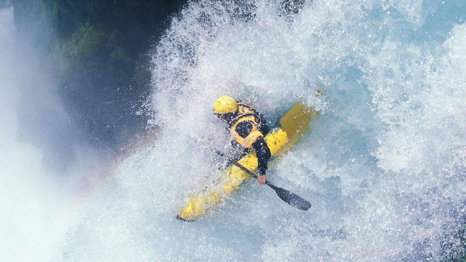 亚冠联赛，中超三强齐奏凯歌，日韩劲旅遭遇阻击